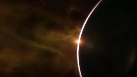 Éclipse avec lumière dorée sur l'horizon planétaire — exploration DAWNFALL Star Citizen